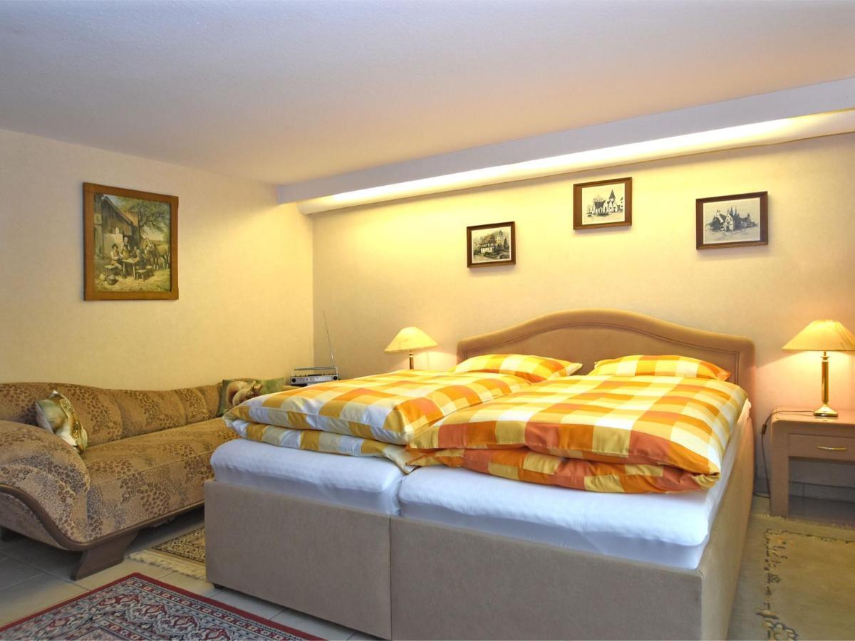 Flat In Bellenberg With Sunbathing Lawn Apartment Horn-Bad Meinberg Exterior photo
