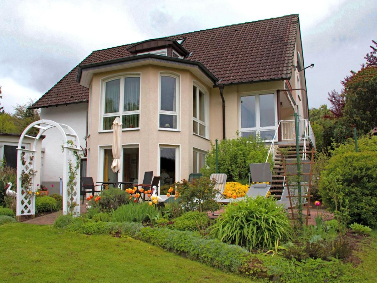 Flat In Bellenberg With Sunbathing Lawn Apartment Horn-Bad Meinberg Exterior photo