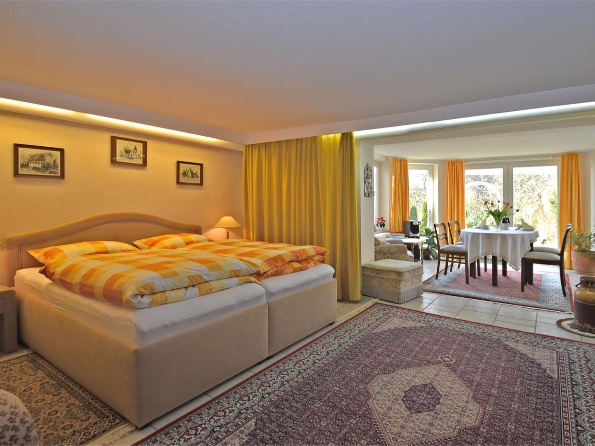 Flat In Bellenberg With Sunbathing Lawn Apartment Horn-Bad Meinberg Exterior photo